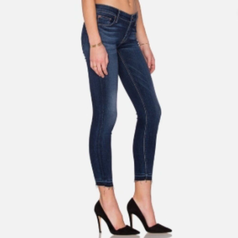Like New! HUDSON Krista Super Skinny Ankle Release Hem in Size 27